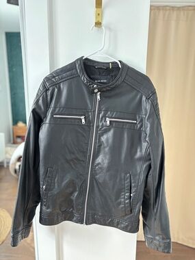 Black Rivet Men's Black Leather Moto-Style Bomber Jacket